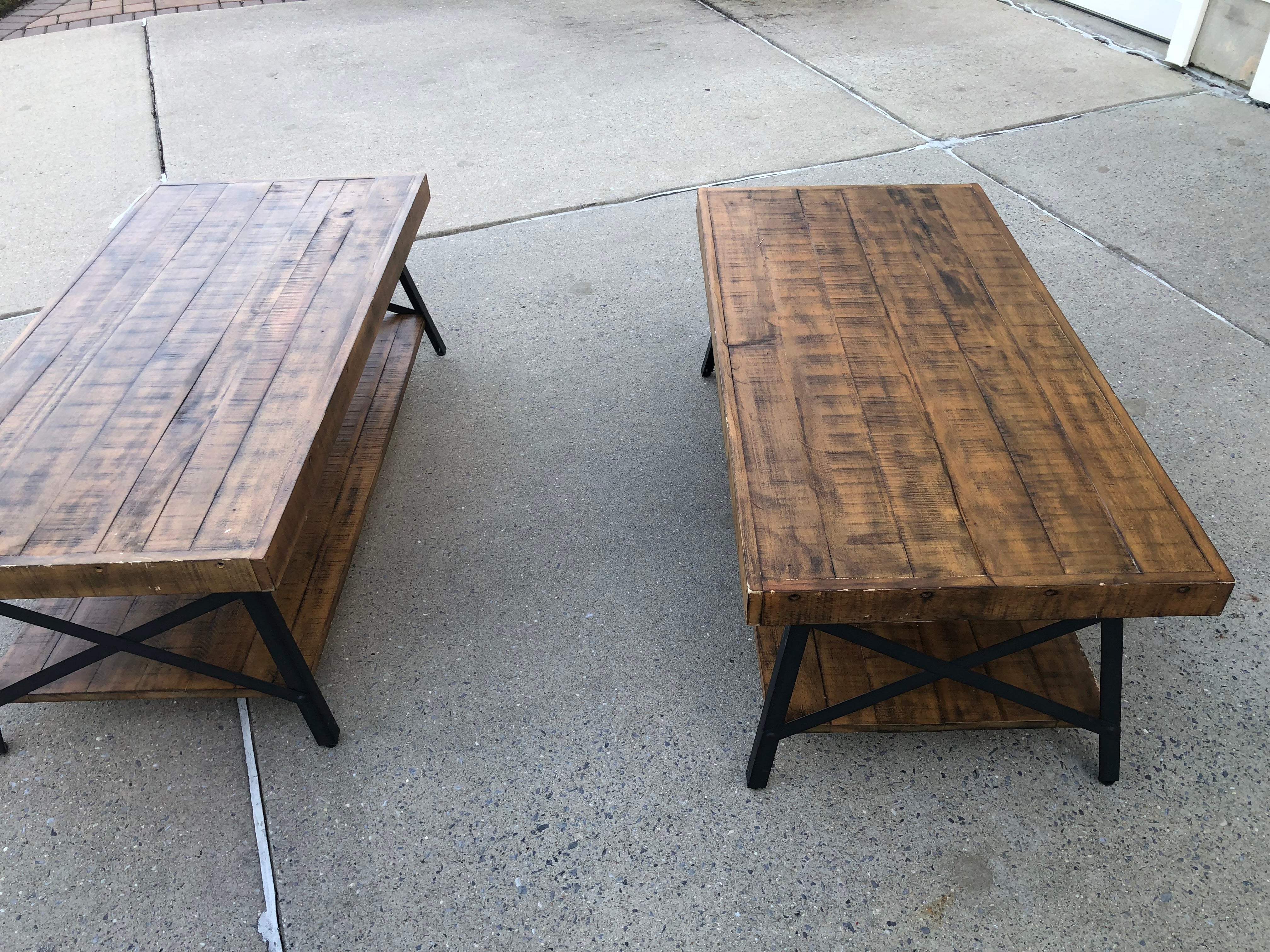 1 coffee table, wood and iron