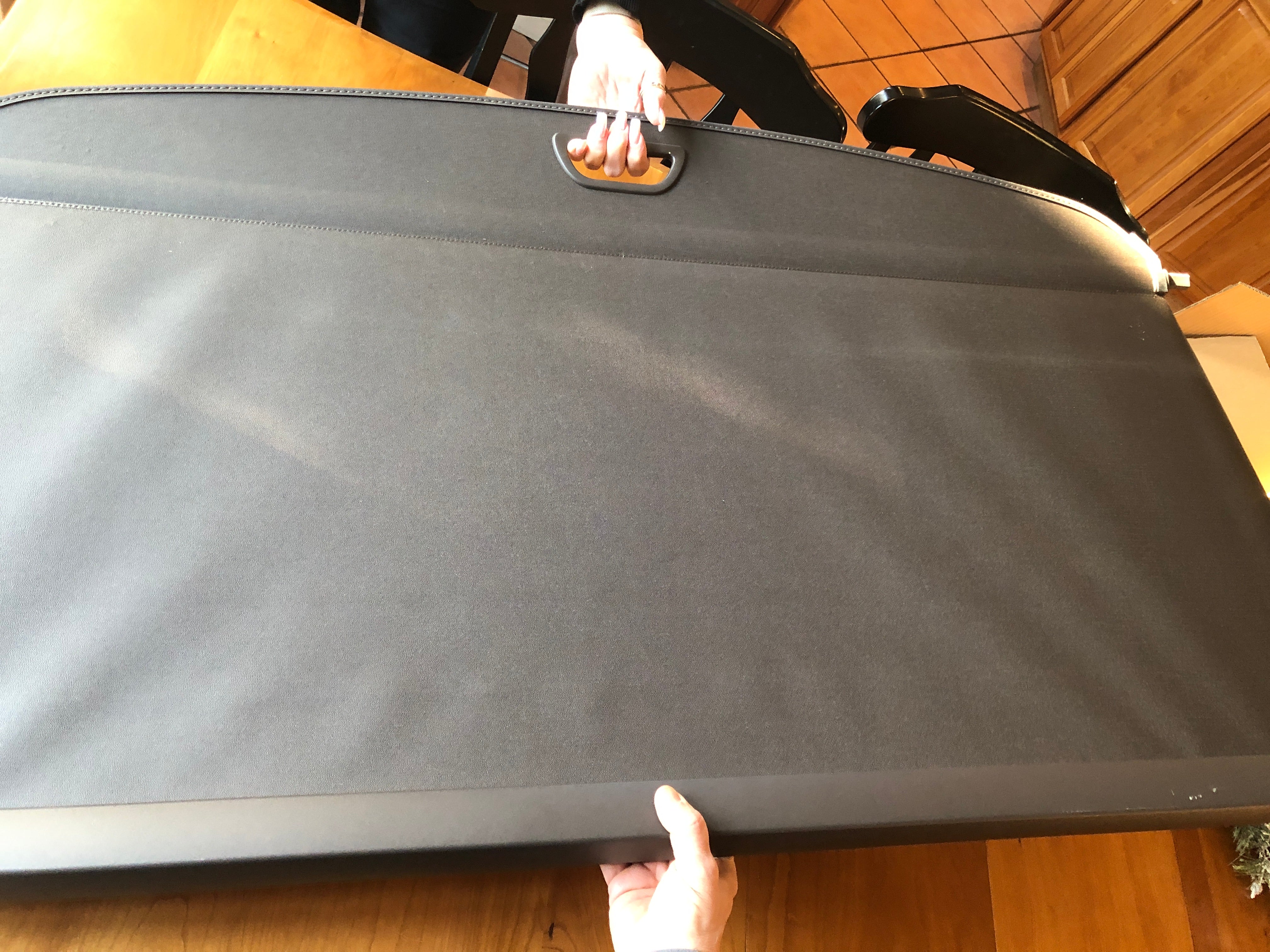 Cargo cover from 2018 Mercedes Benz GLE 350, chocolate brown color
