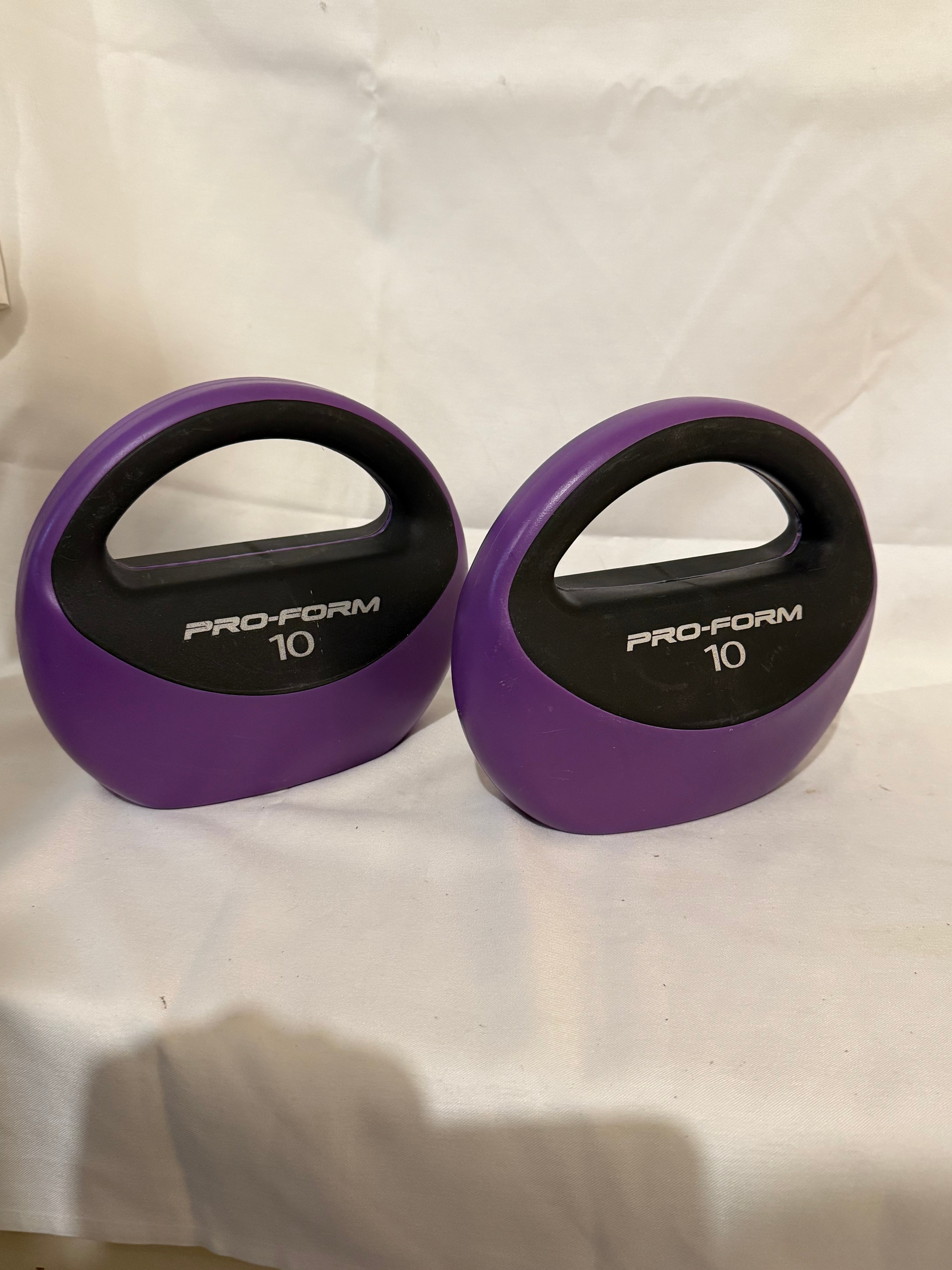 Two 10 lb Kettlebell hand weights dumbbells