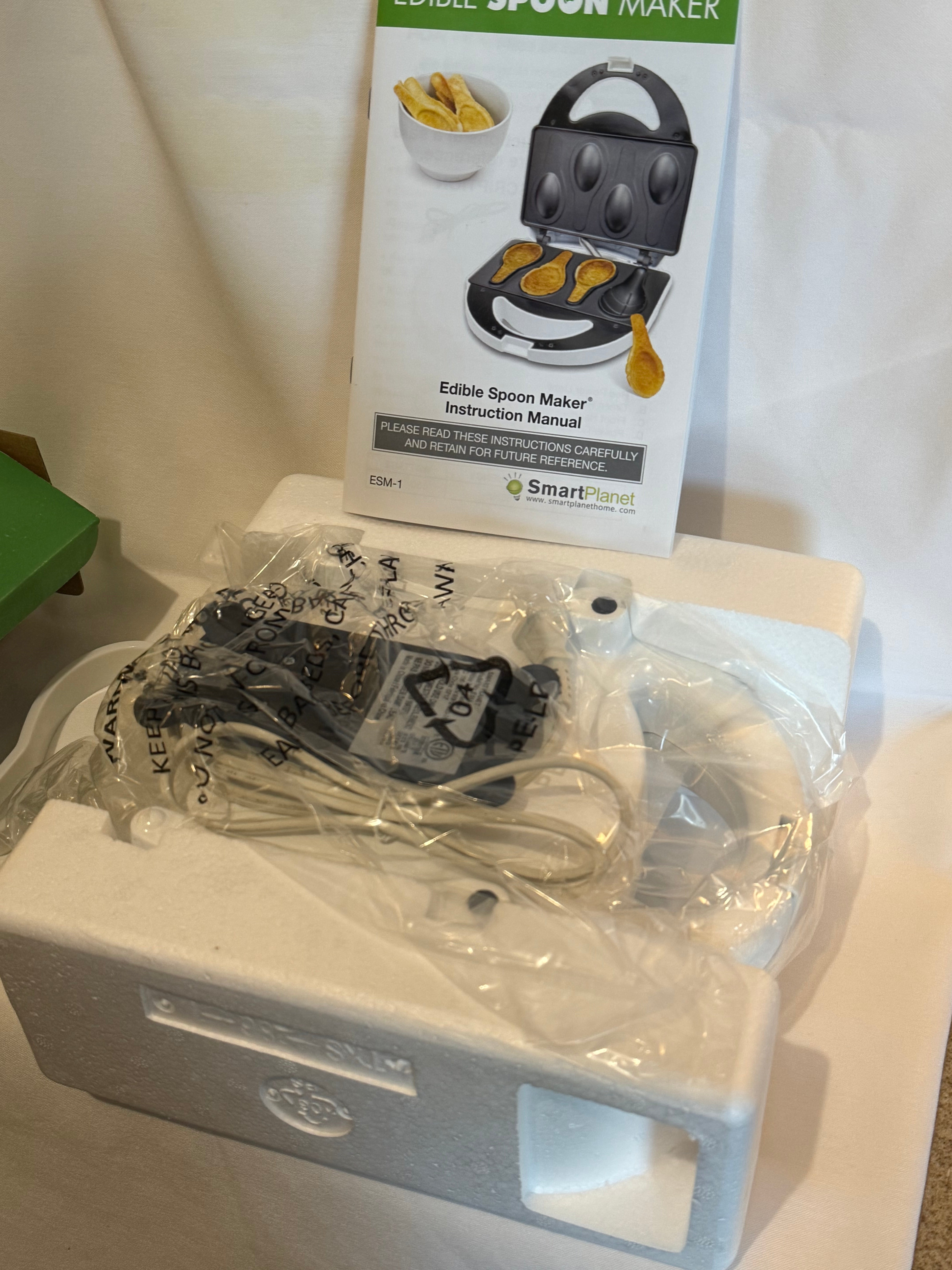 Edible Spoon Maker Appliance