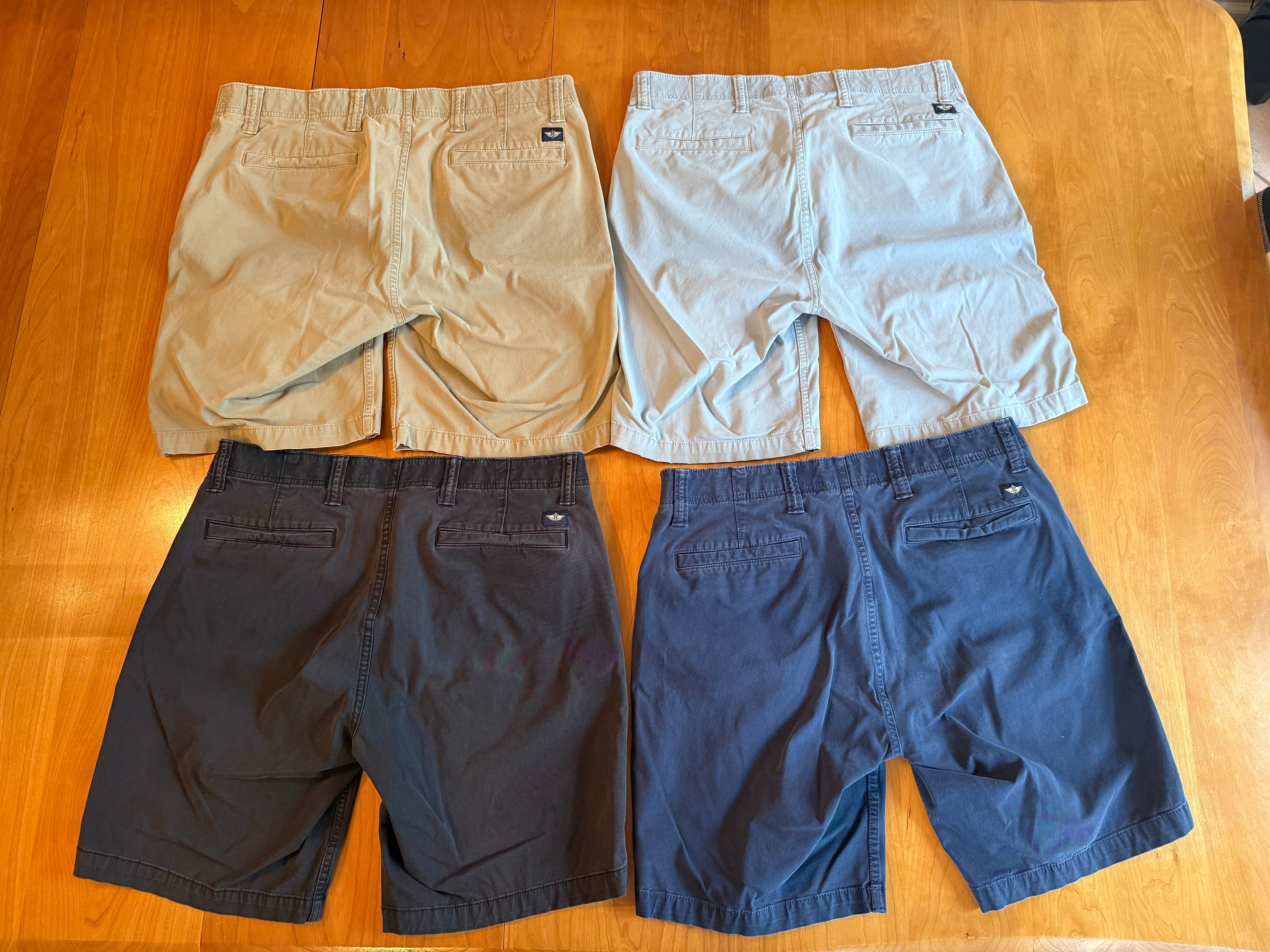 4 pairs Dockers flex 360 shorts size 33 waist