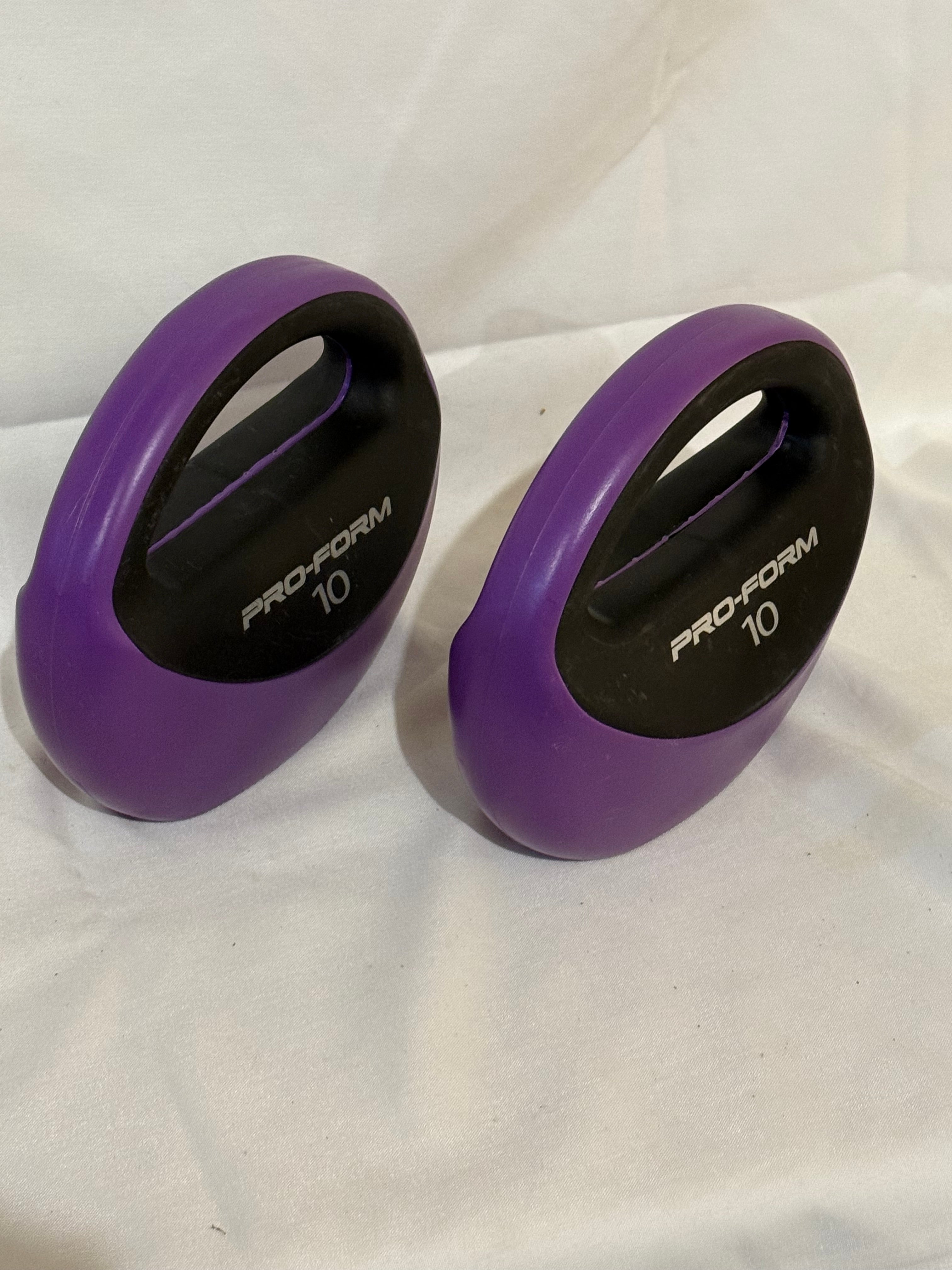 Two 10 lb Kettlebell hand weights dumbbells
