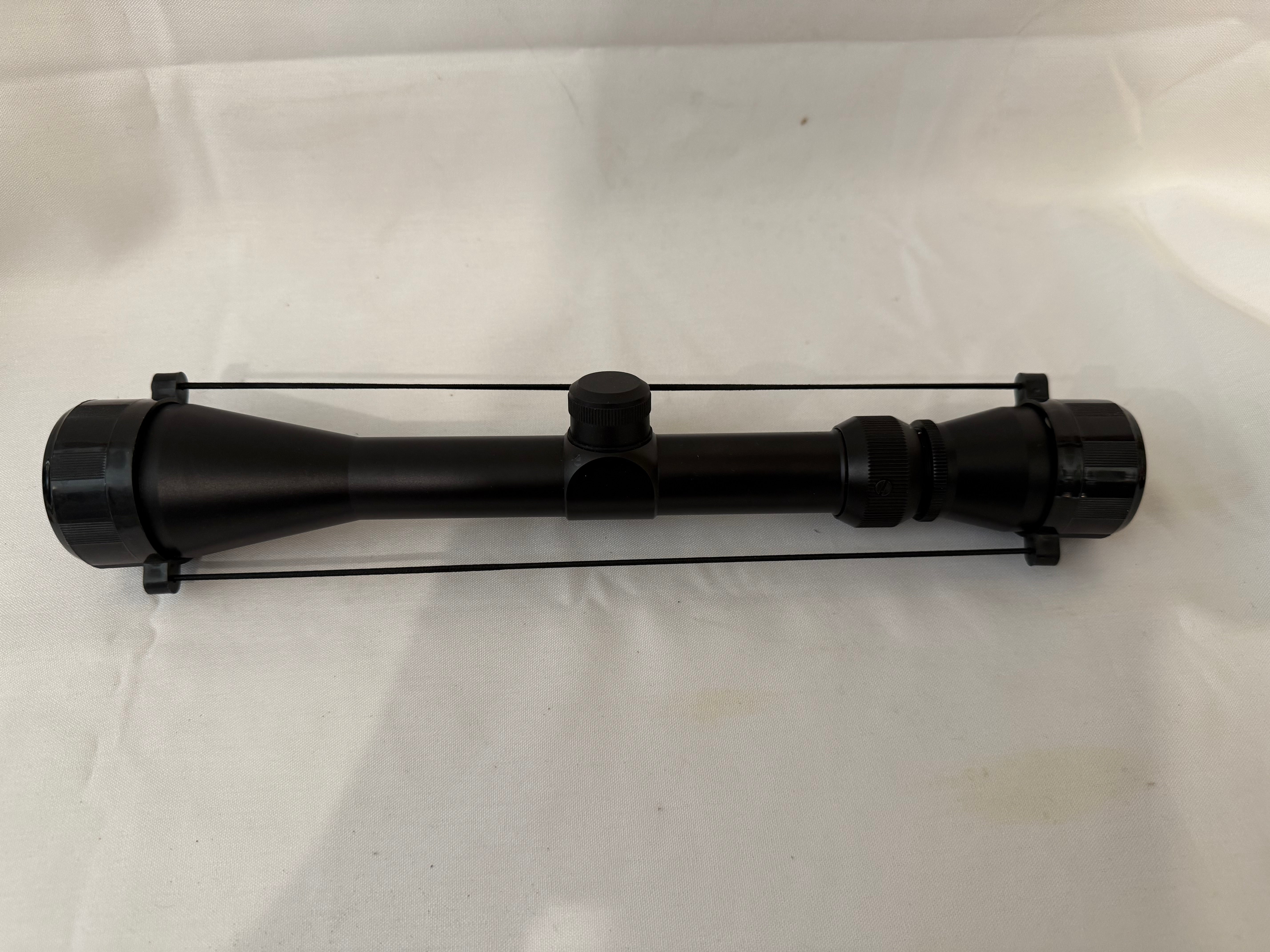 2 scopes vLife 3-9x40 & 1x30 scope w red green