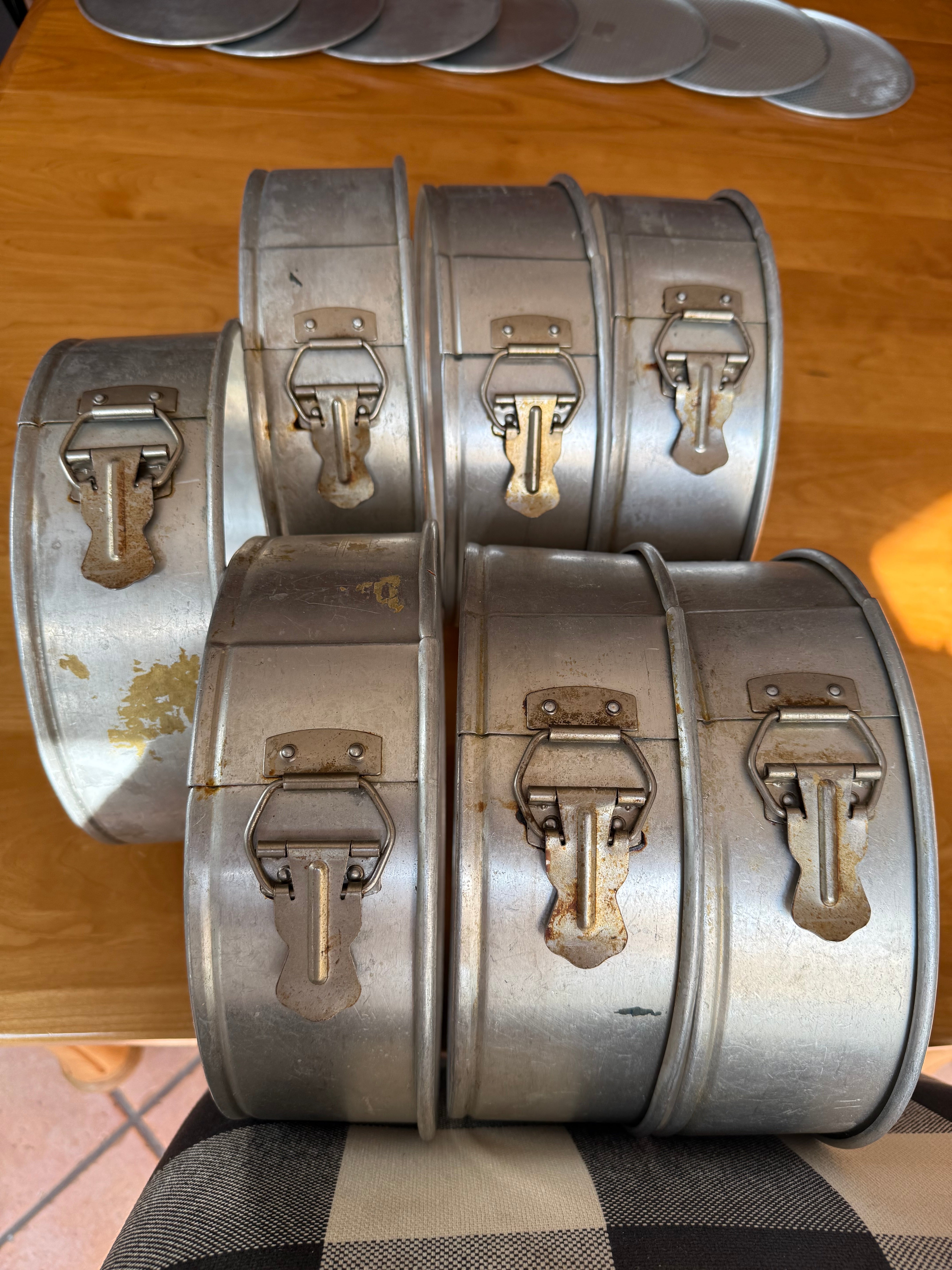 10" x 3" Aluminum Springform Cake Pans, 7 pans for one price