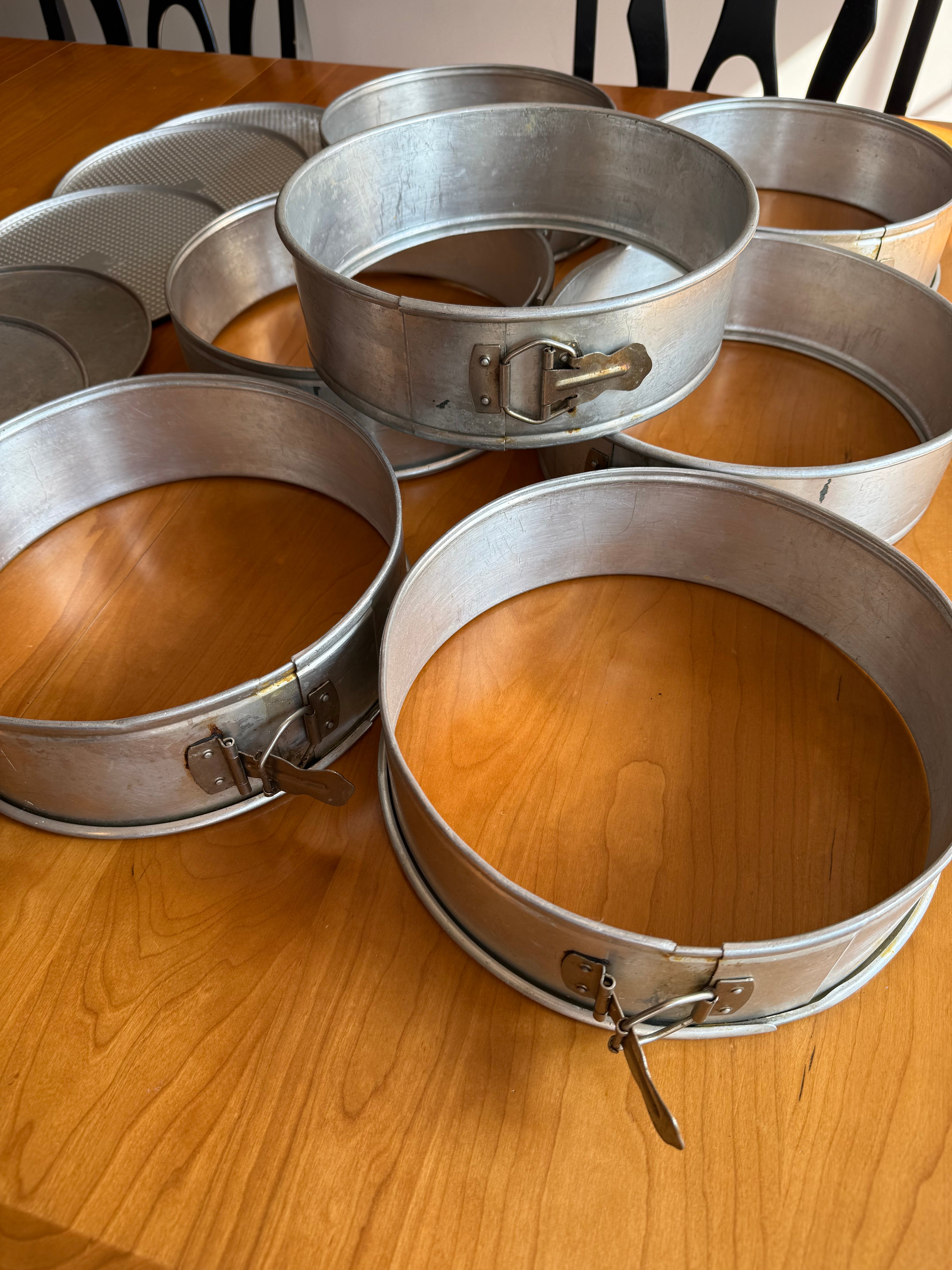 10" x 3" Aluminum Springform Cake Pans, 7 pans for one price
