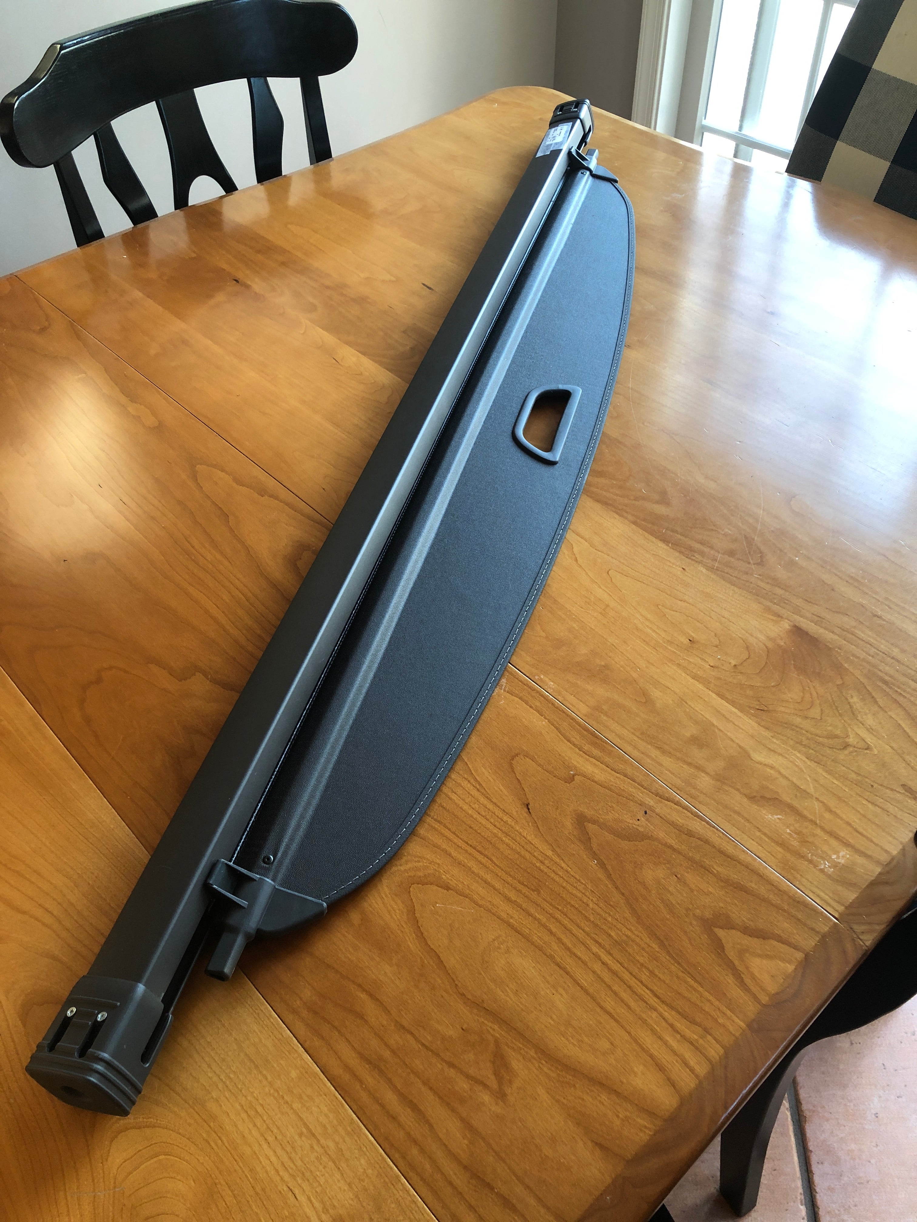 Cargo cover from 2018 Mercedes Benz GLE 350, chocolate brown color