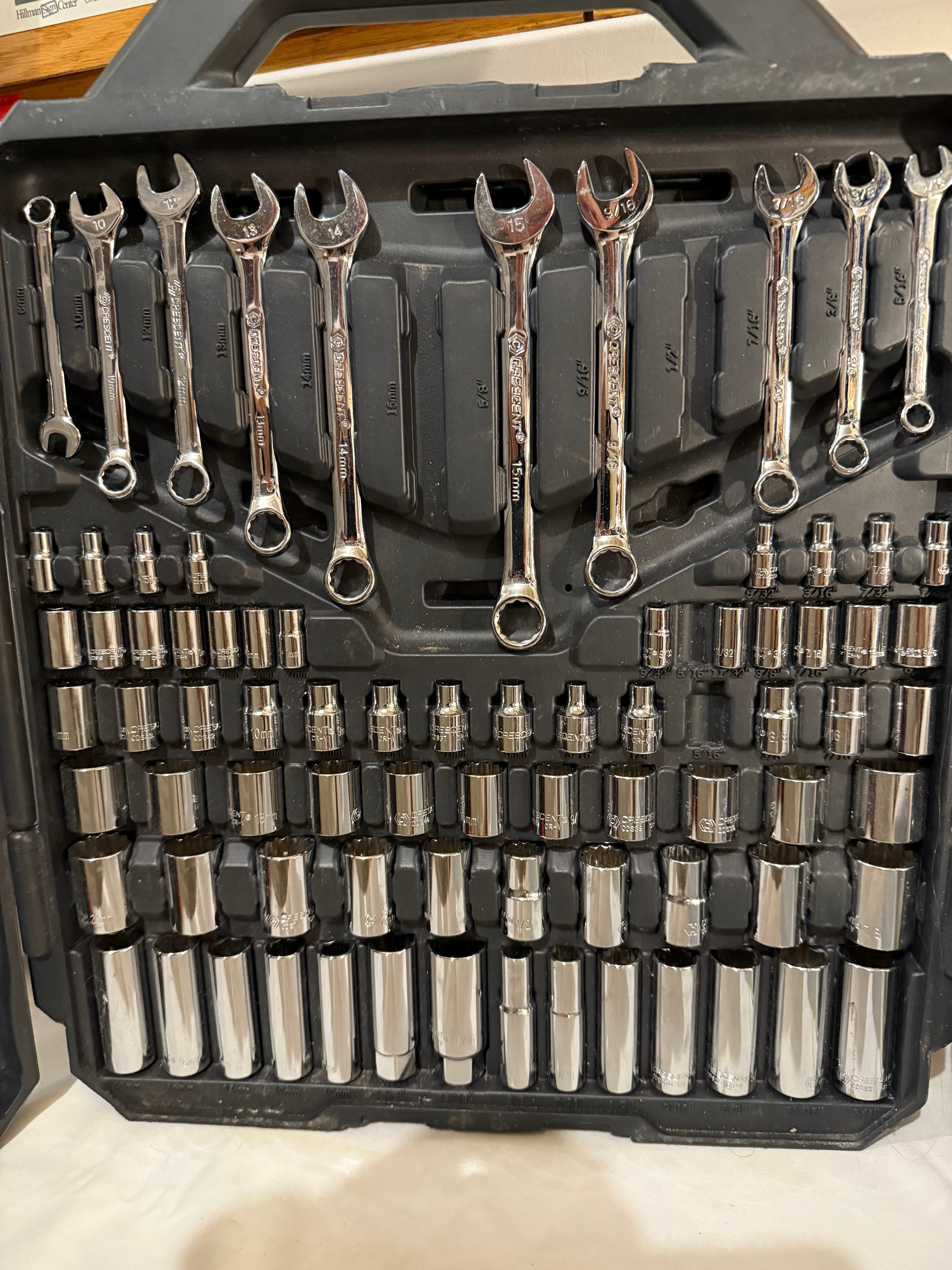 Partial Socket set, 1/4 3/8 std & deep sockets w hard case