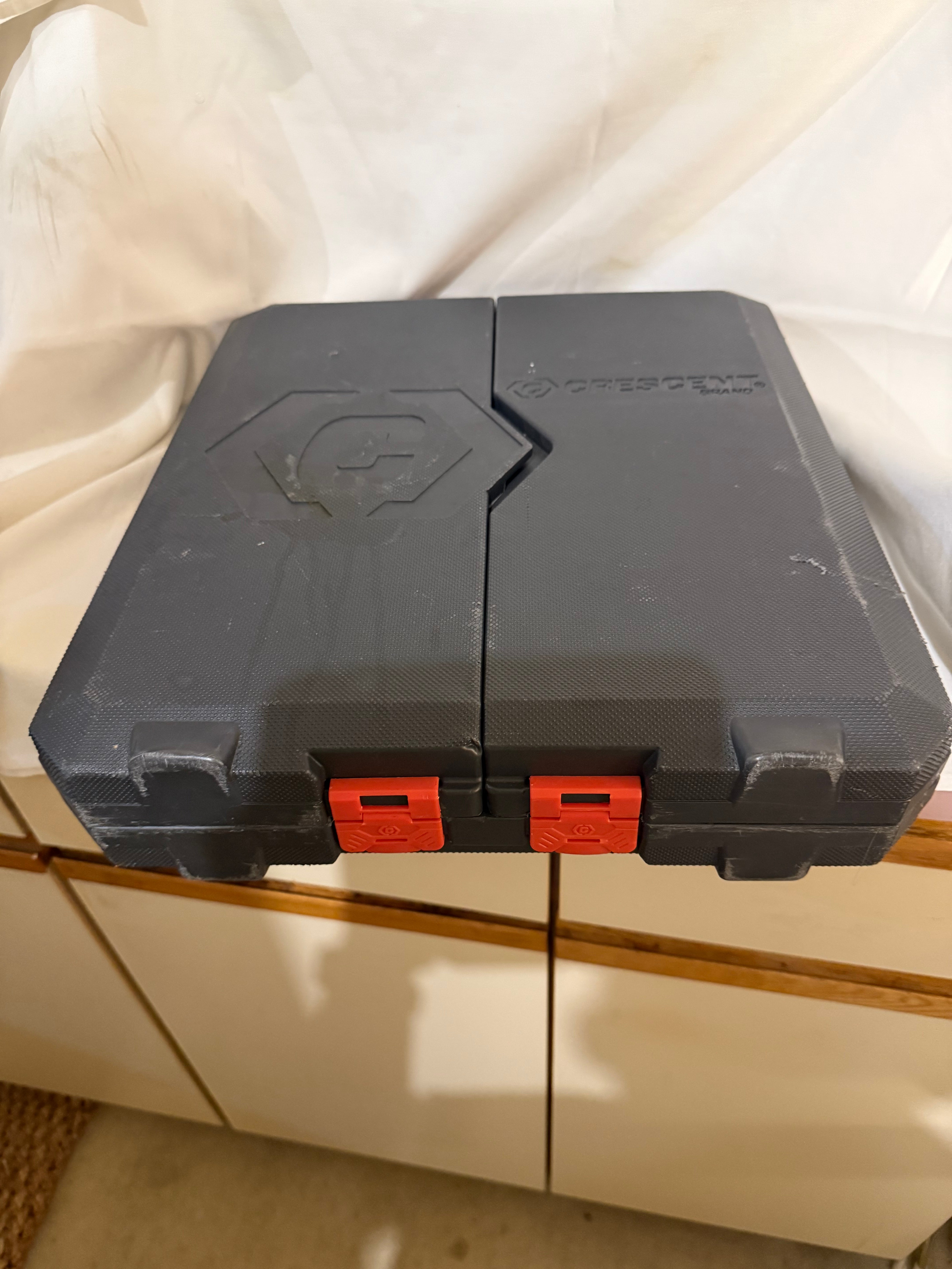 Partial Socket set, 1/4 3/8 std & deep sockets w hard case