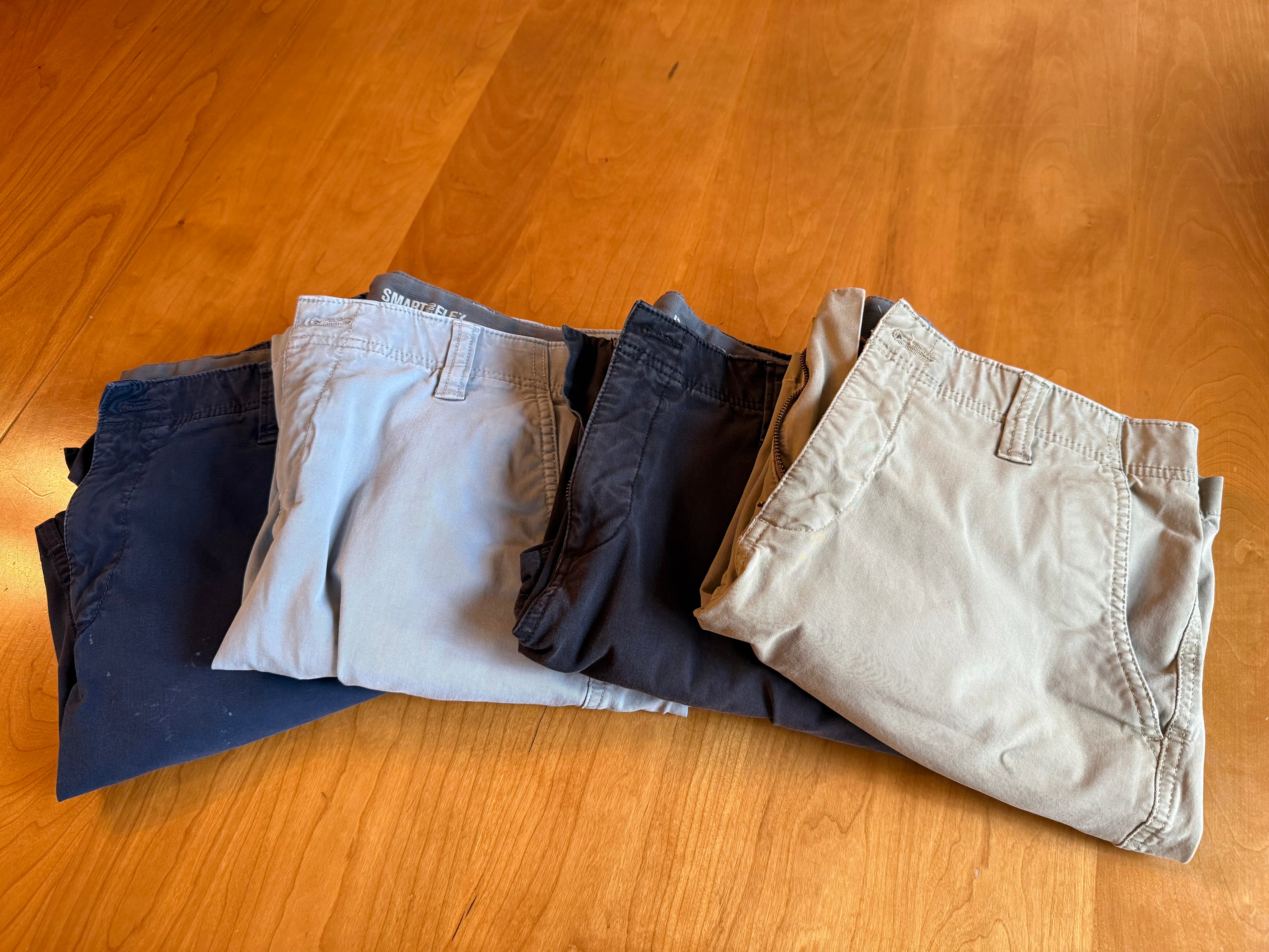 4 pairs Dockers flex 360 shorts size 33 waist