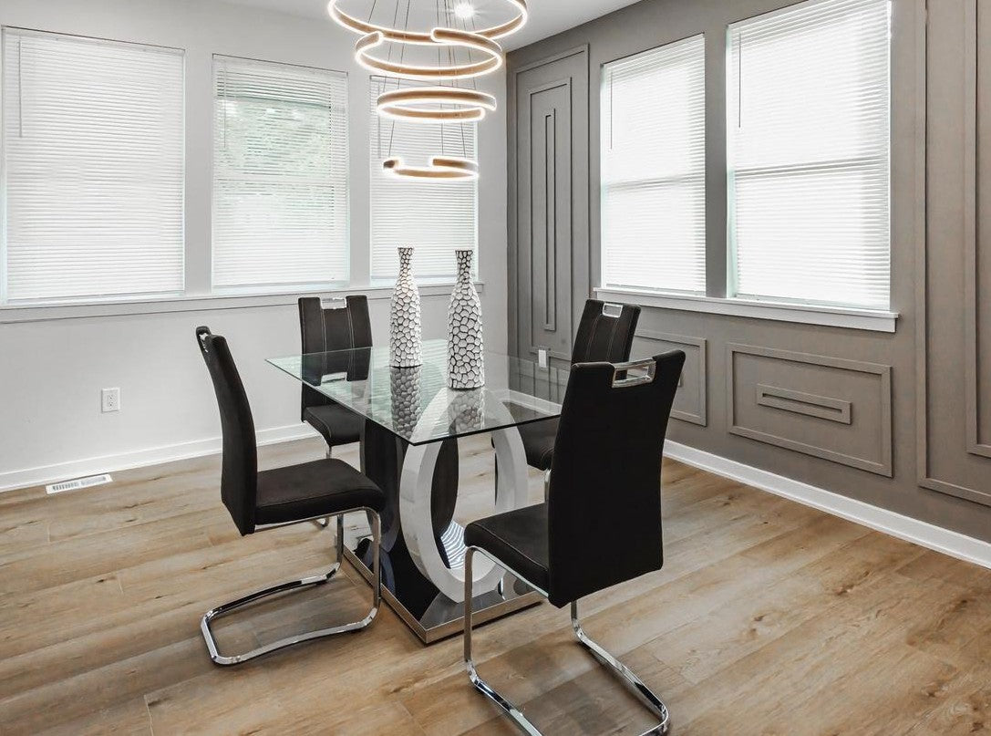 Glass top Dining Room Table & 4 chairs