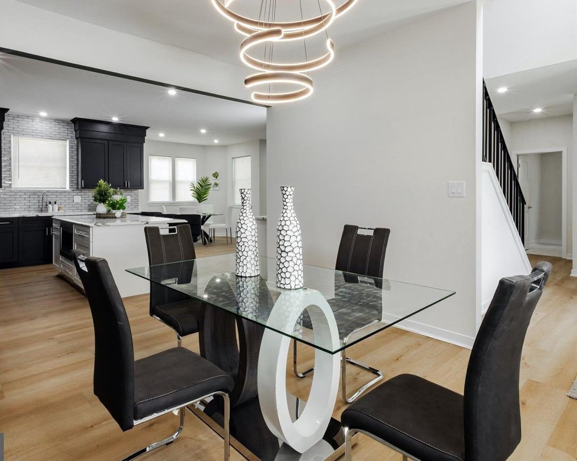 Glass top Dining Room Table & 4 chairs