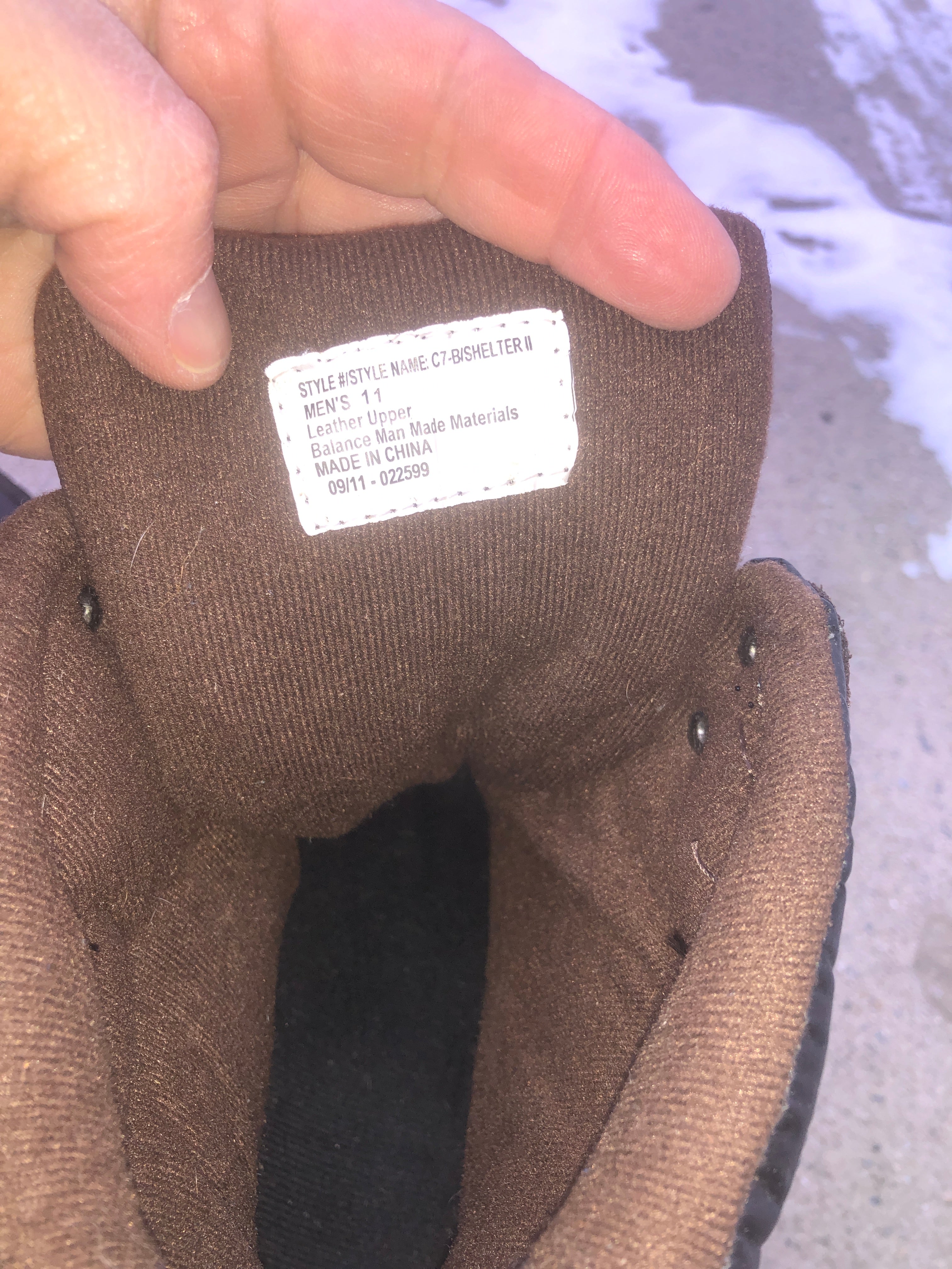 Men’s work boots/ snow boots size 10.5/ 11, like new, Eddie Bauer, Alpine Design