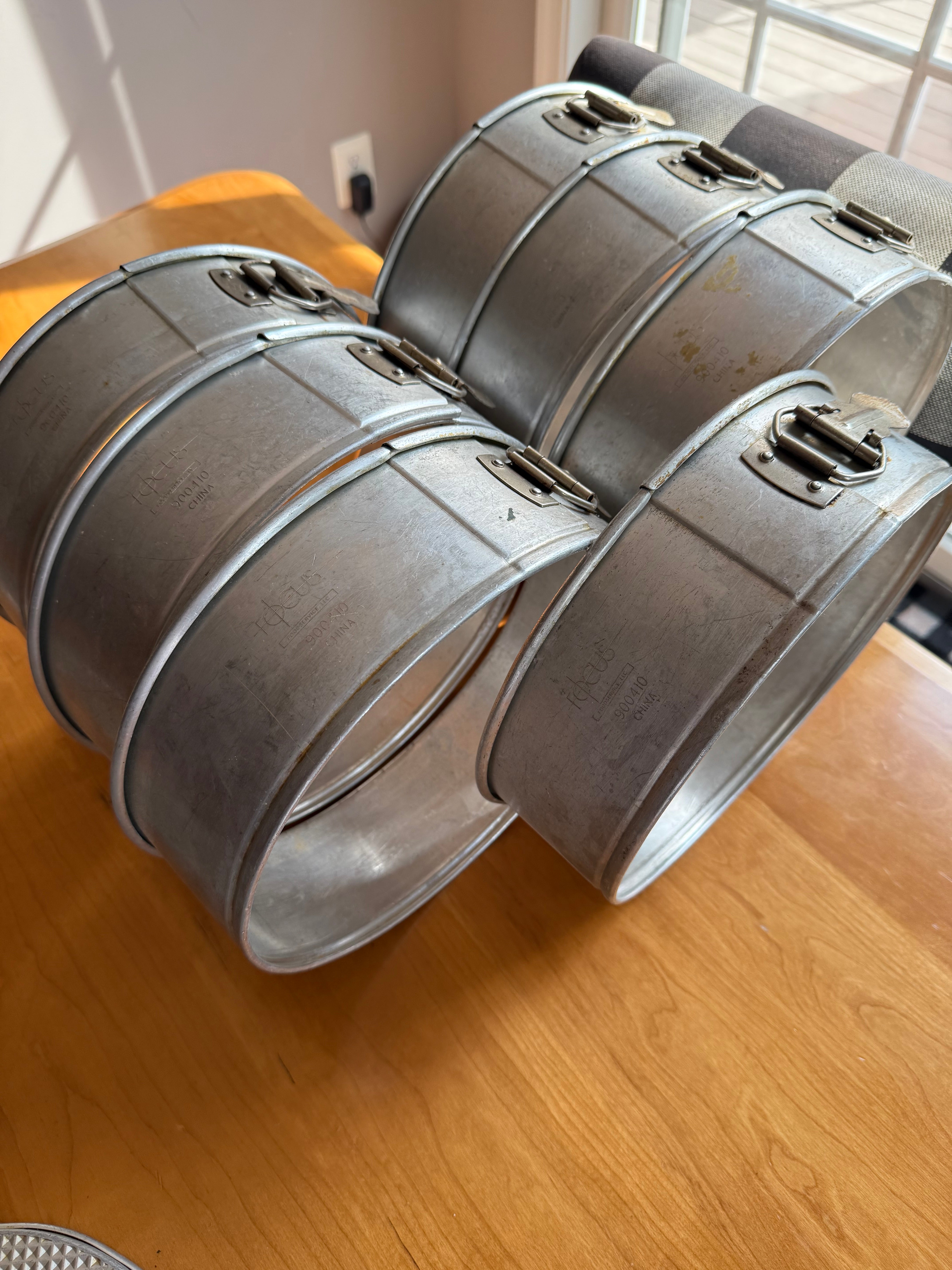 10" x 3" Aluminum Springform Cake Pans, 7 pans for one price