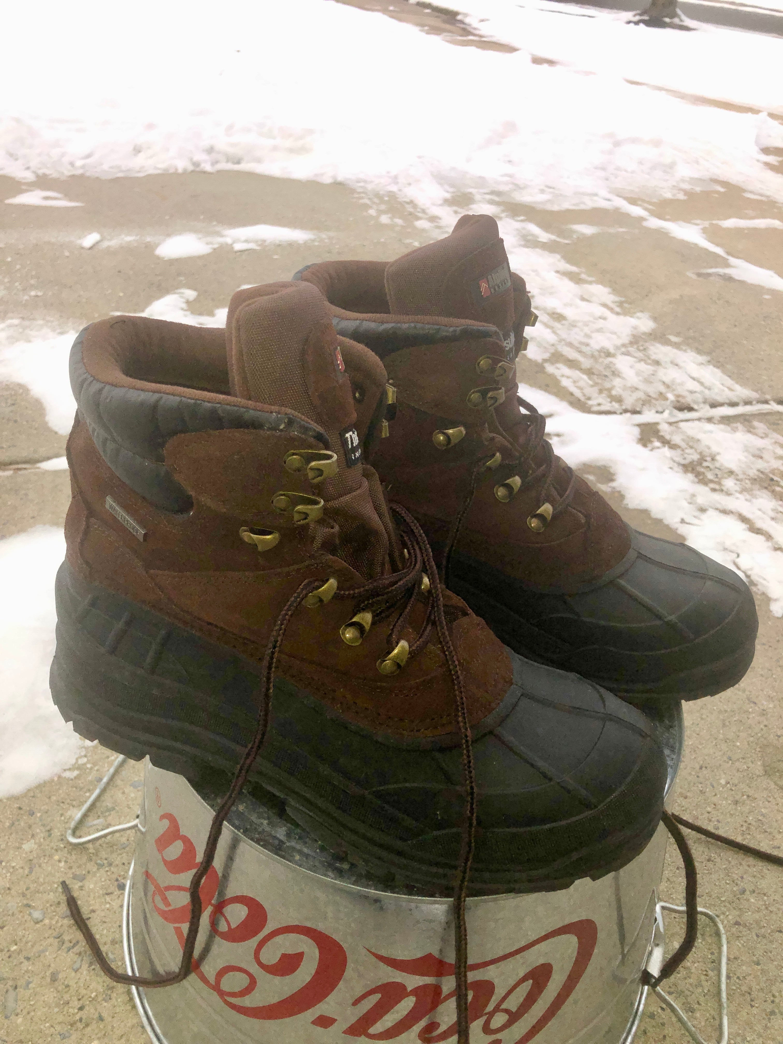 Men’s work boots/ snow boots size 10.5/ 11, like new, Eddie Bauer, Alpine Design