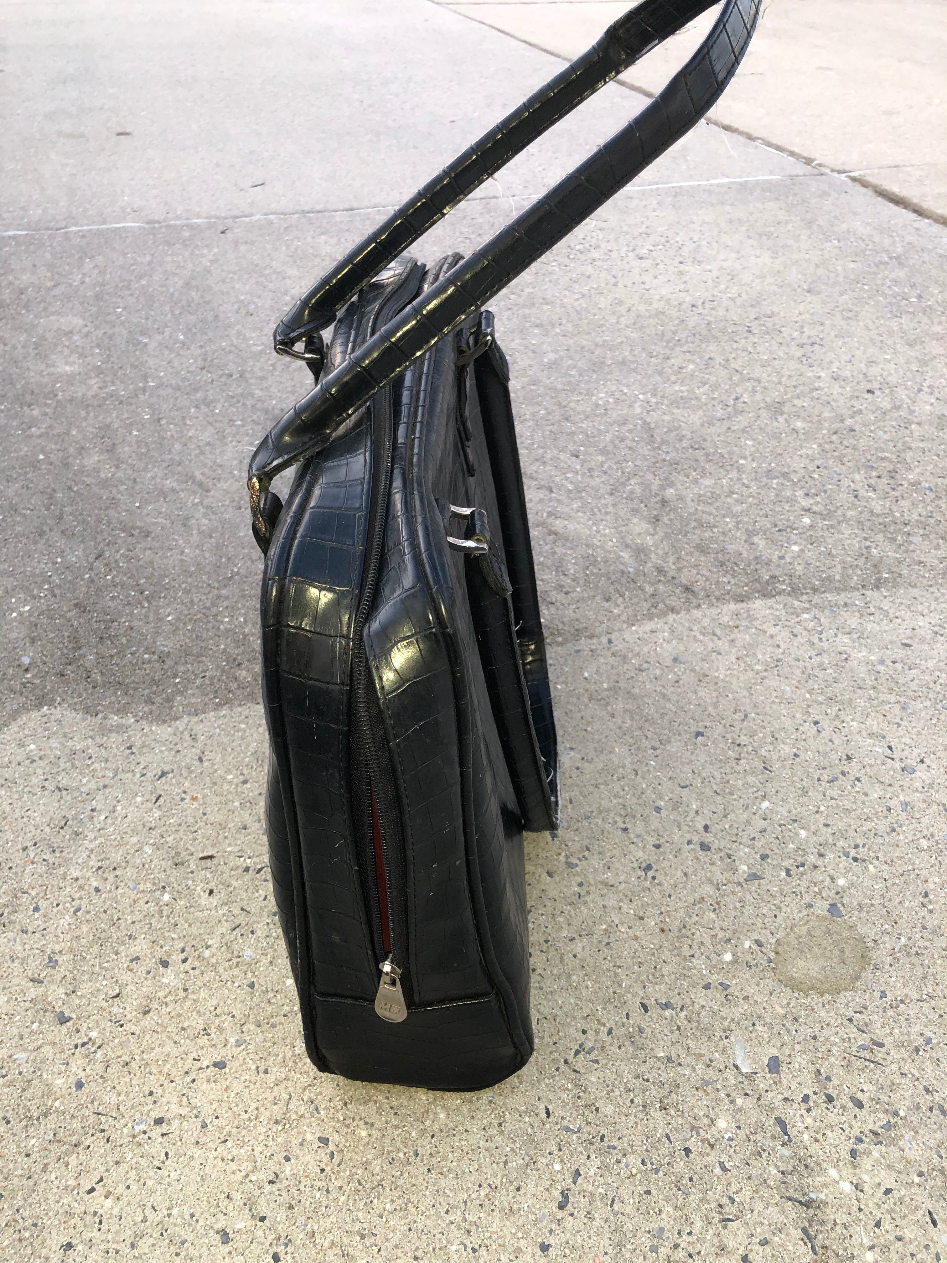 Women’s Laptop case, faux alligator