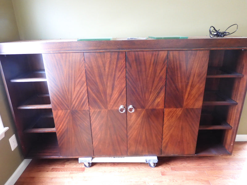 Hekman Metropolis Entertainment Deck/ Hutch